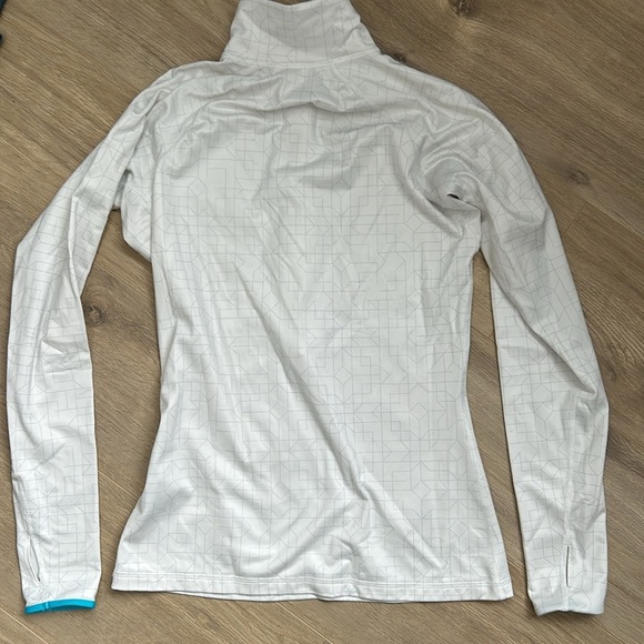Nike Pro Dri Fit Long Sleeve - Picture 3 of 4